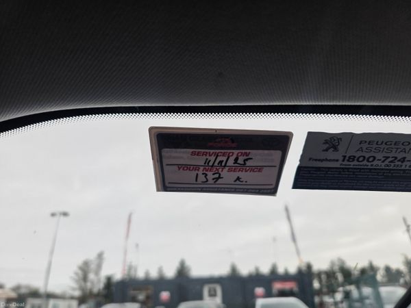 Peugeot 2008 2019 372524894