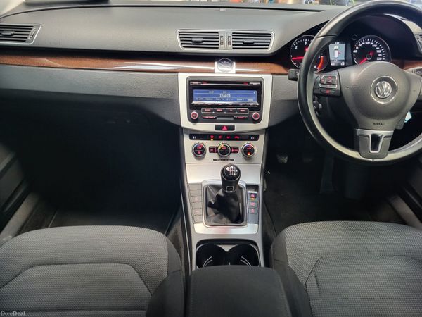 142 Volkswagen Passat 1.6TDI ESTATE - NEW NCT 372775488