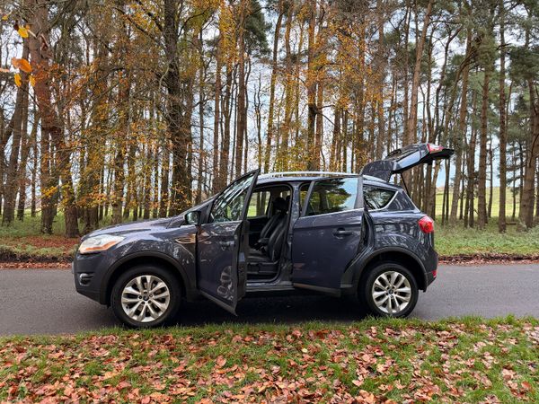 Ford Kuga 2012 4X4 Automatic 372866750