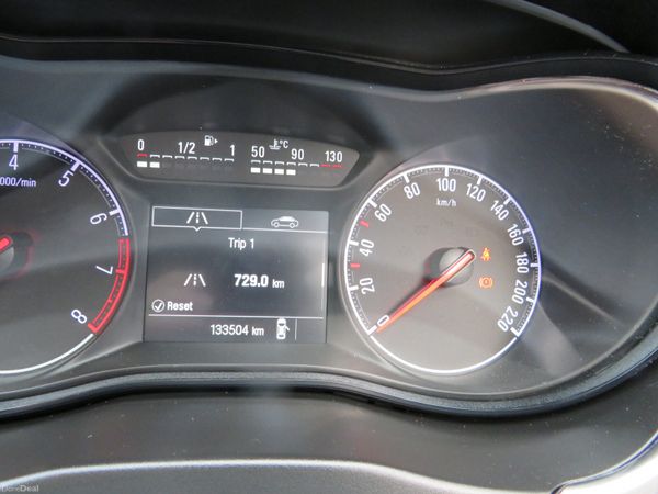 Opel Corsa 2017 5DR 1.4 PETROL IN SILVER 372899454