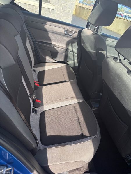 Skoda Fabia 2017 372820757