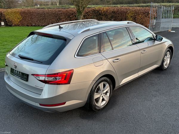 2016 Skoda Superb Estate Ambition 372940586