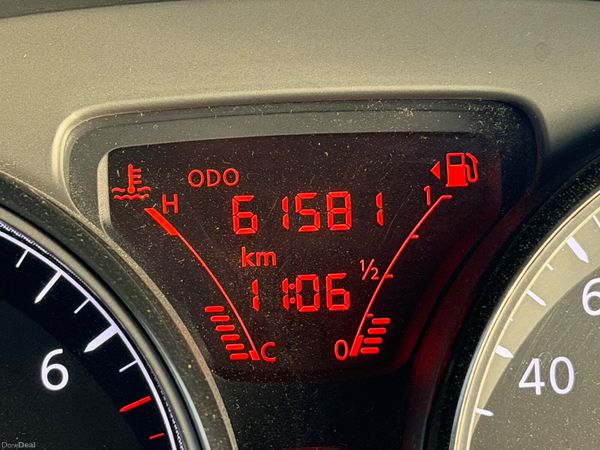 Nissan Note 2017 372967442