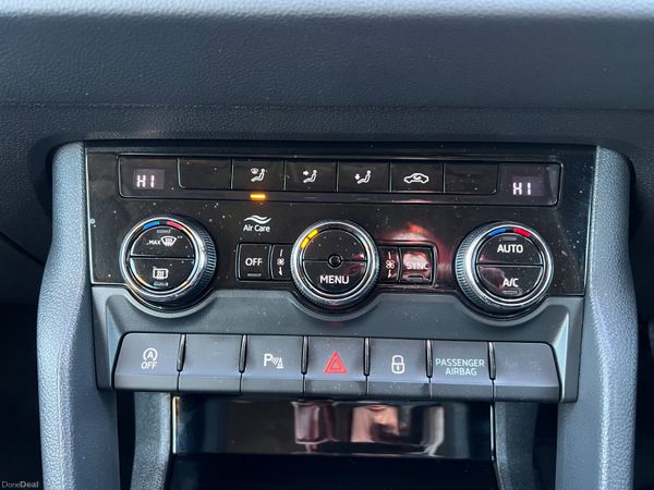 2020 (202) Skoda Karoq SE Tech 1.6 TDI 372977766