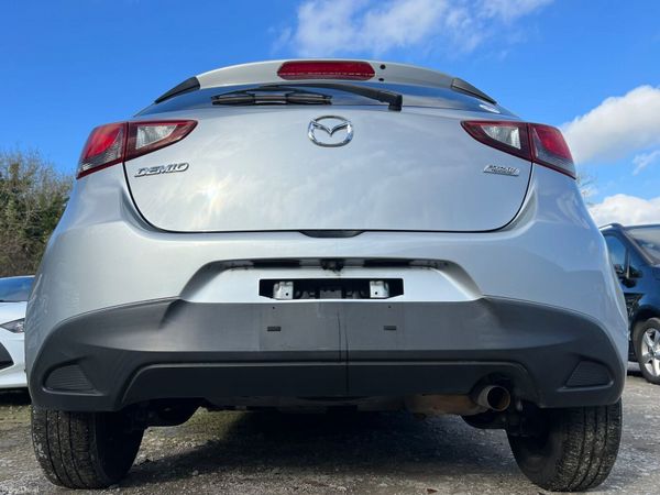 16 Mazda Demio Auto 372997504