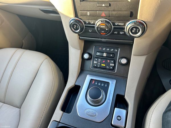 2012 LAND ROVER DISCOVERY 3.0d 5 SEATER 372999600