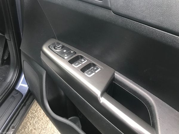 181 KIA SPORTAGE 1.6 PETROL 373163632