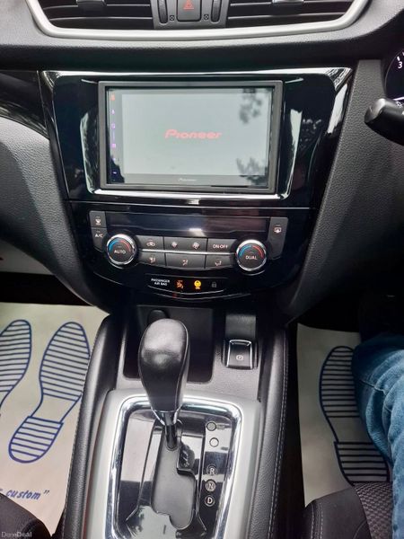 Nissan Qashqai Auto Pan Roof 2017 373348356