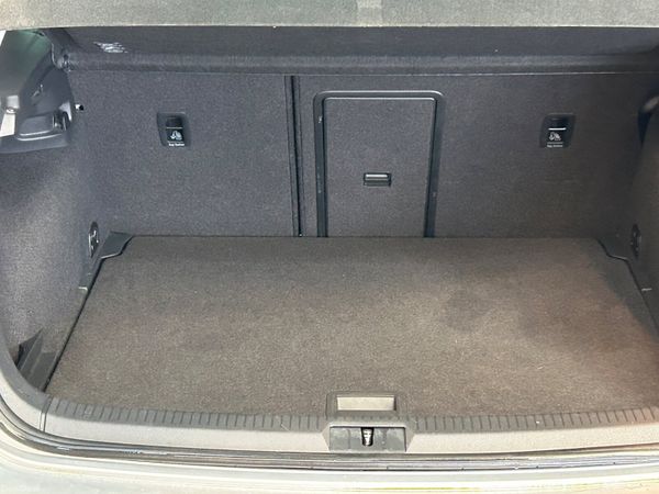 171 VOLKSWAGEN GOLF 1.6TDI HIGH LINE = LEATHER = 373392171