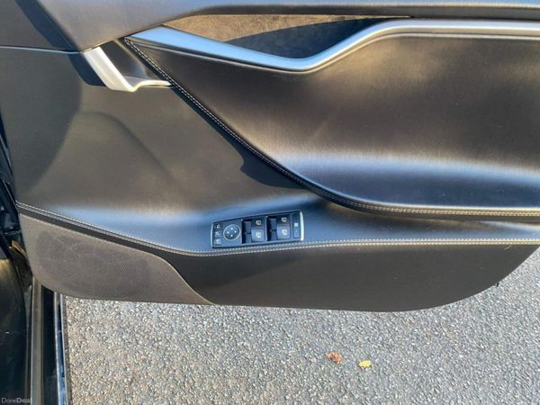 Tesla Model S performance ludicrous awd 2019 373587302