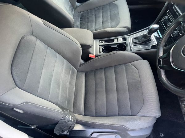 Volkswagen Golf (AUTOMATIC) NCT 07/26 .TAX 01/26 373588622