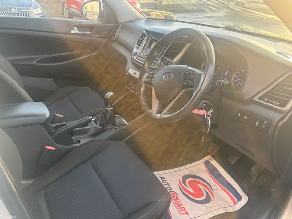 2017 HYUNDAI TUSCON EXECUTIVE 373509300