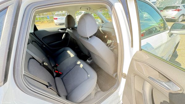 Audi A1 1.0 TFSI Automatic 2016 373643772