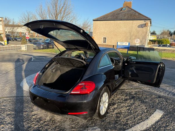 Volkswagen Beetle 2013 Automatic 373644118