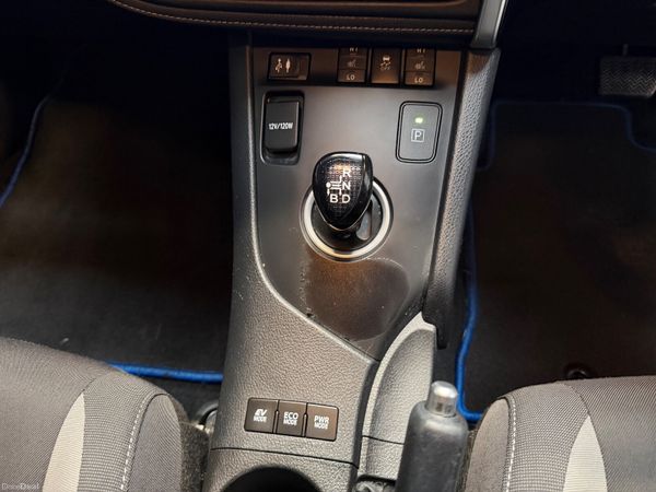 Toyota Auris 2016   Hybrid ! 373890040