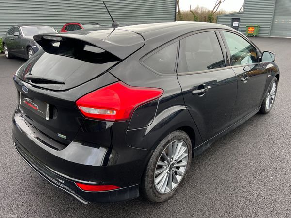 2018 Ford Focus ST Line 1.0 Petrol 373946496