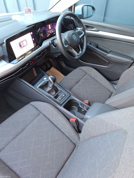 Volkswagen Golf 2023 373979131