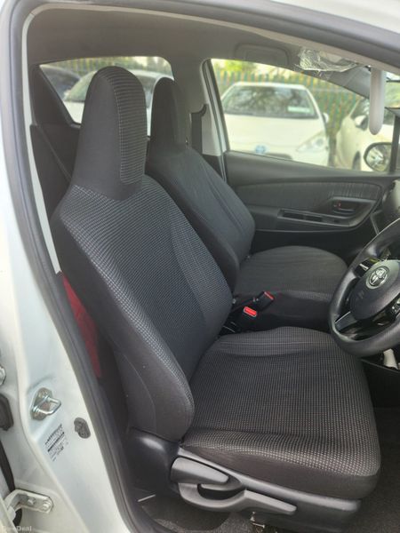 Toyota Vitz 2020 Hybrid 373983954