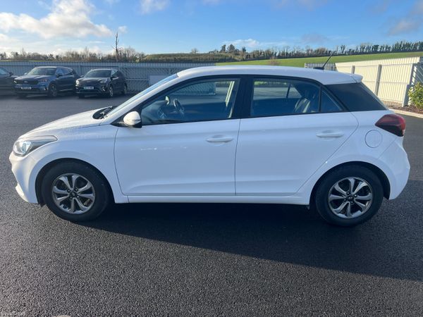 2018 (182) Hyundai I20 SE 1.2 Petrol 374046468