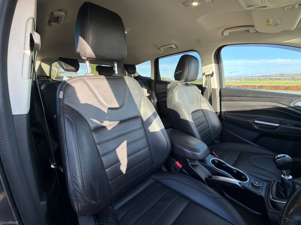 Ford Kuga 2016 Titanium 374150926