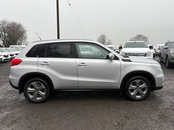 Suzuki Vitara 374112518