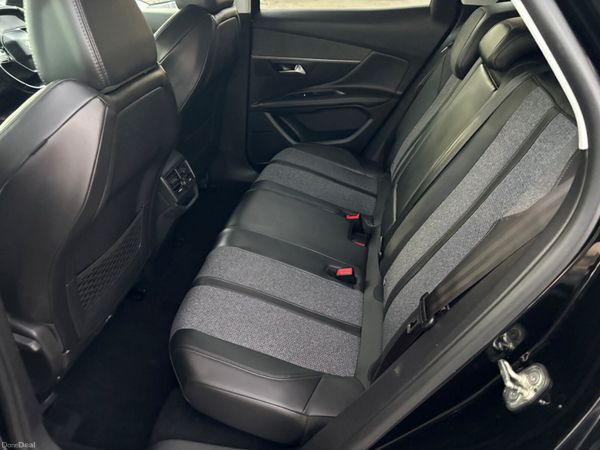 Peugeot 3008 374113234