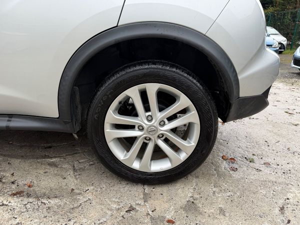 Nissan Juke 2016 374129906