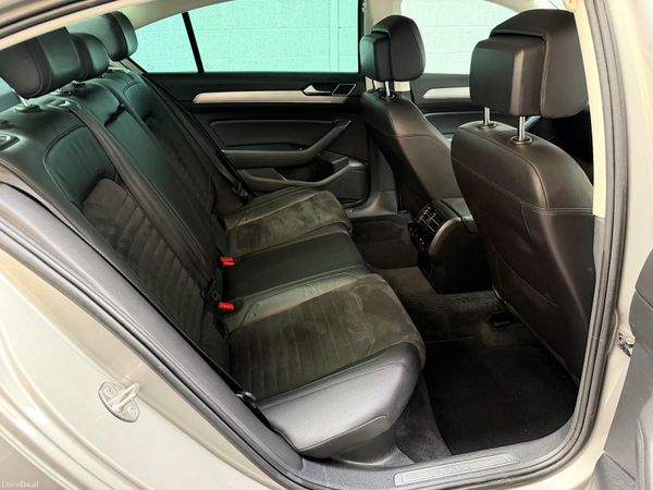 Volkswagen Passat 2017 Highline ! 374243849