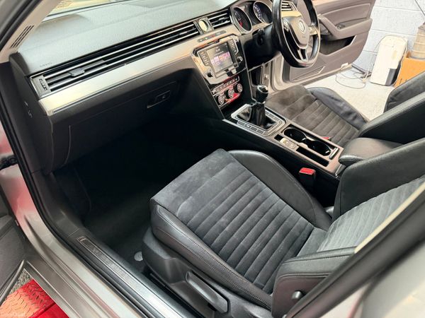 Volkswagen Passat 2017 Highline ! 374243917