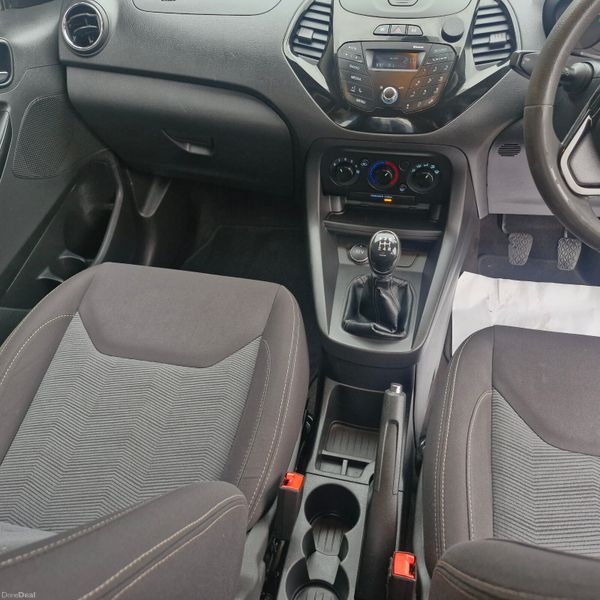 17 Ford Ka+ 5dr 374203692