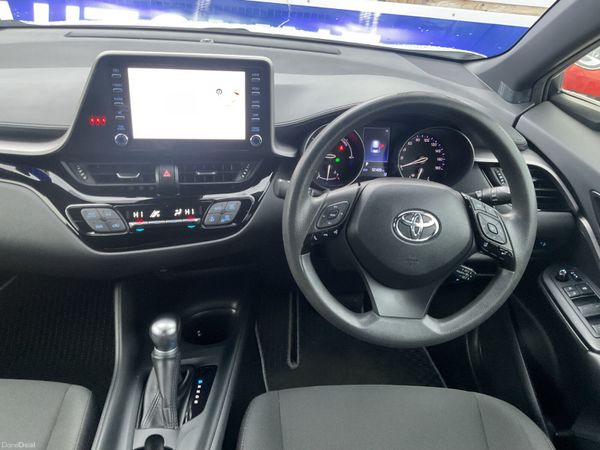 2020 TOYOTA C-HR LUNA 1.8 PETROL HYBRID SPOTLESS 374463949