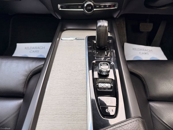 Volvo V60 2021 AWD Cross Country 374468980