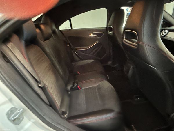 171 MERCEDES CLA 220CDI AMG AUTO = BLACK EDITION = 374491963