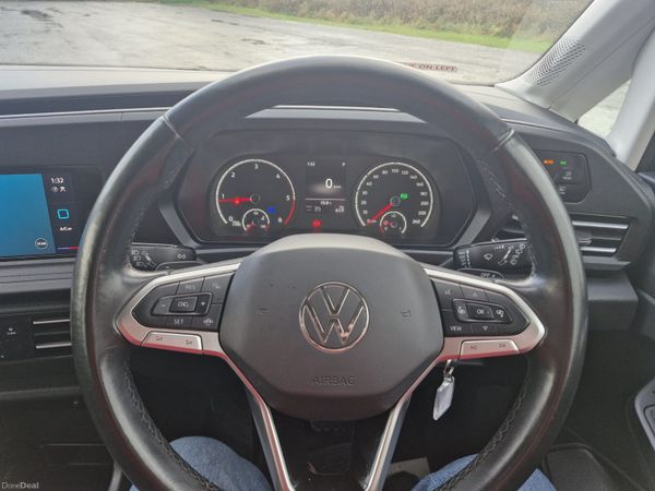 Volkswagen Caddy 2023 7 seater 374492500