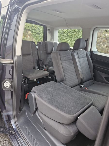 Volkswagen Caddy 2023 7 seater 374492505