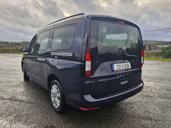 Volkswagen Caddy 2023 7 seater 374492510