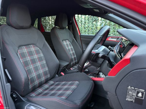 Volkswagen Polo 2.0 TSI GTI 374424881