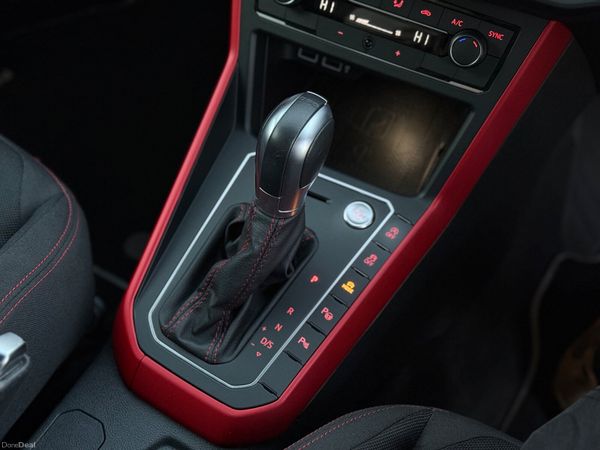 Volkswagen Polo 2.0 TSI GTI 374424885