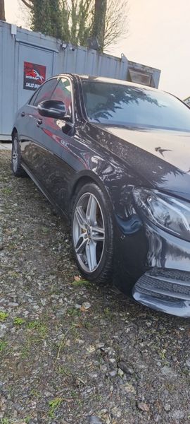 2018Mercedes-Benz E-Class Automatic 374509439