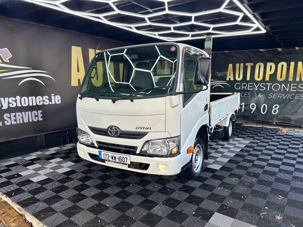Toyota Dyna 2017 374530534