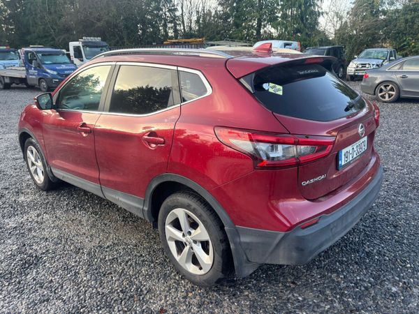 Nissan Qashqai 2019 374660910