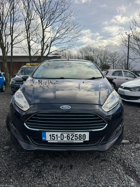 Ford Fiesta Automatic 374635960