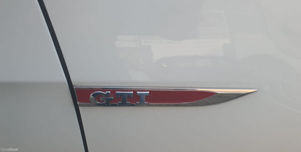 2017 Volkswagen Golf GTI Performance 374752076