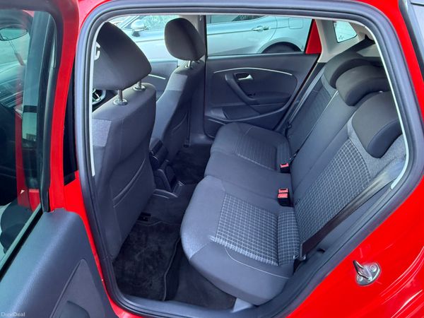 2015 VW Polo 1.2 Petrol Automatic,41k Miles 374783746