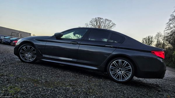 🔥 2017 BMW G30 520D M-Sport Auto High Spec 374784256