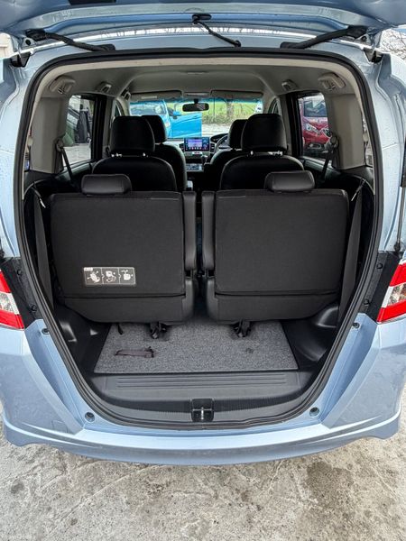 HONDA FREED 2016 PREMIUM  EDITION 6 SEATS HYBRID 374708919