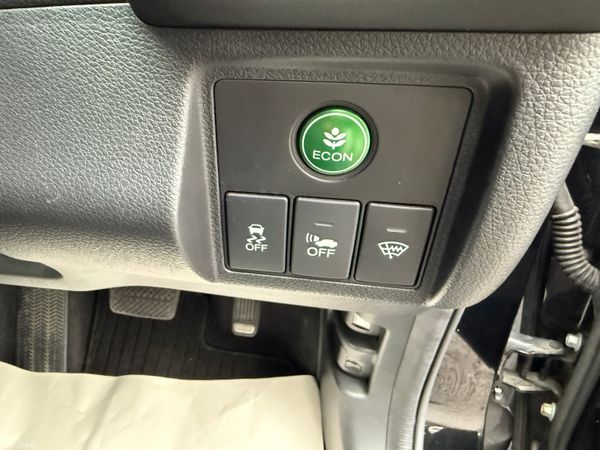 2016 Honda Vezel 1.5 Hybrid Auto, Full specs 374891586