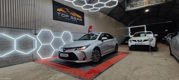 201 - Toyota Corolla 1.8 Petrol Hybrid NCT 2028 374805834