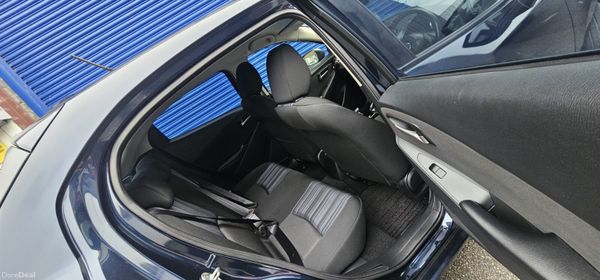 Mazda Demio Automatic 374835261