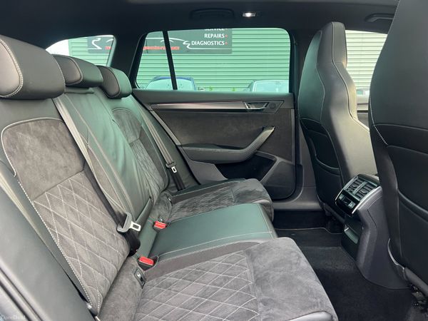 2020 (202)  Skoda Superb Sportline Plus PHEV PanRo 374973752